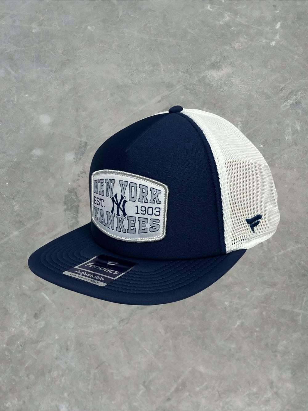 ☀️ New York Yankees Fanatics MLB Golfer Snap Back Hat OSFA Navy/White